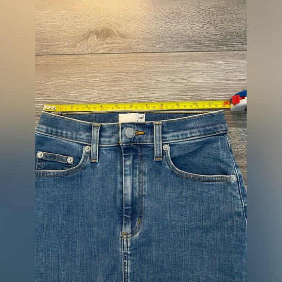 🔥5 FOR $45🔥 Wilfred Free Denim Raw Hem A Line Mini Skirt Size 0 - Picture 4 of 5